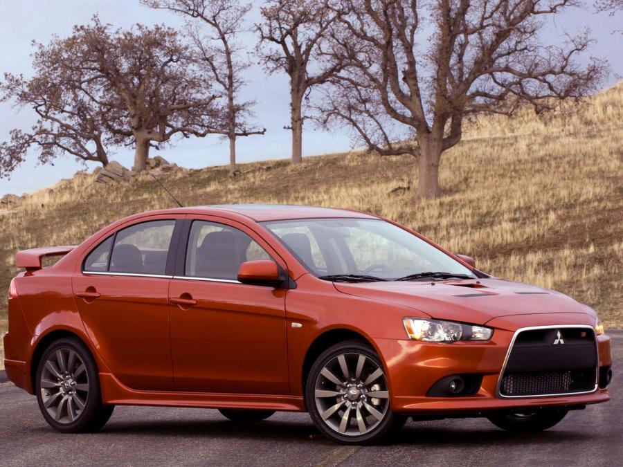  Mitsubishi Lancer X Ralliart 2009 года  (фото 2 из 7)